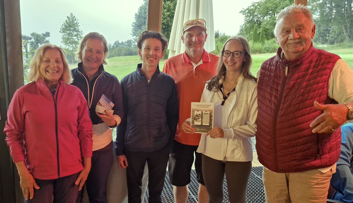 4-mercedes-awgc-cup
